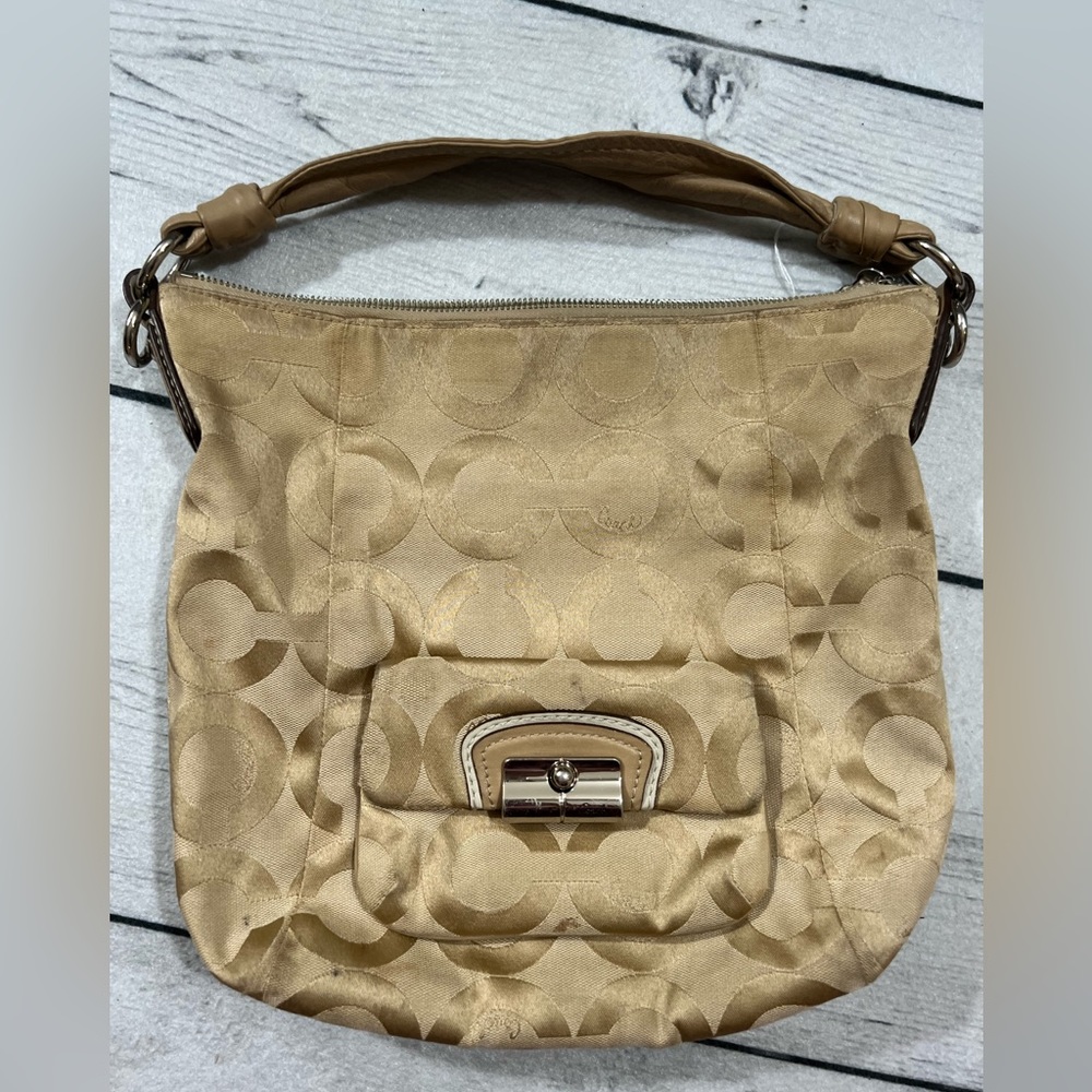 Coach shoulder bag